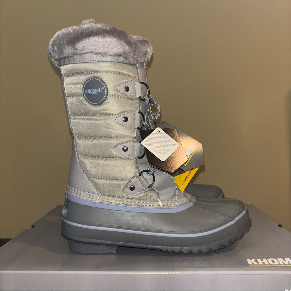 Khombu Winter BootsNEW IN BOX